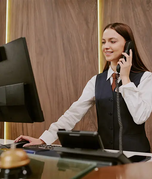 Recepció és portaszolgálat